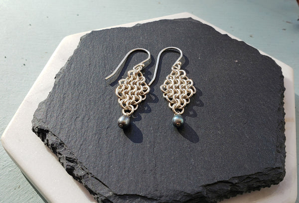 Chain Maille Earrings with Pearl