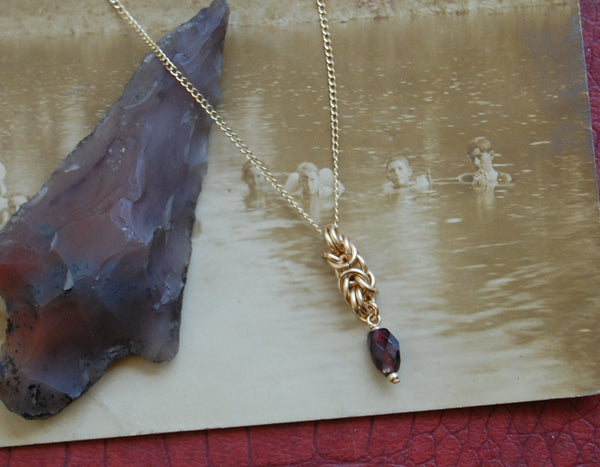 Arzu Pendant with Garnet