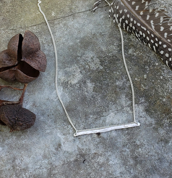 Hammered Bar Necklace