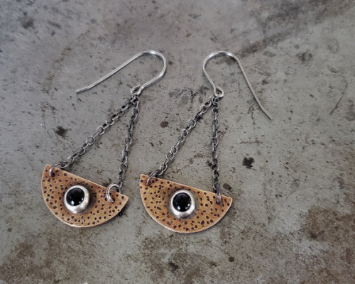Dotted Copper Earrings with Black Onyx