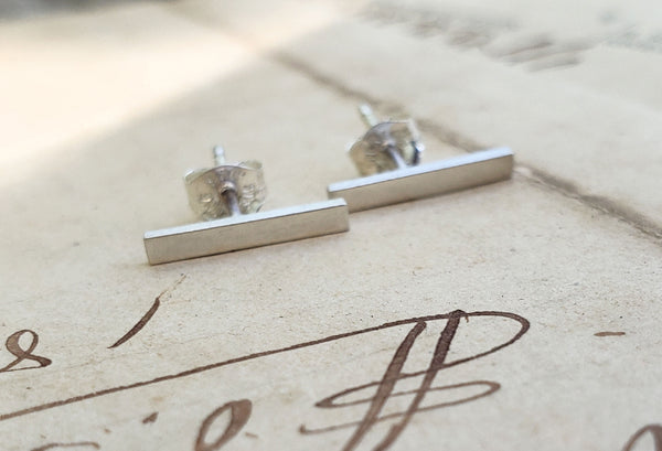 Bar Earring